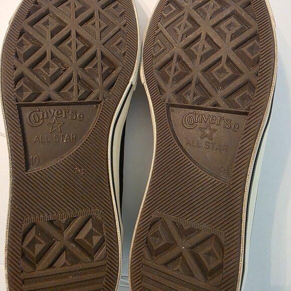 Chuck Taylor All-Star '70 Low Top Sneakers, size 10 - Picture 5 of 8